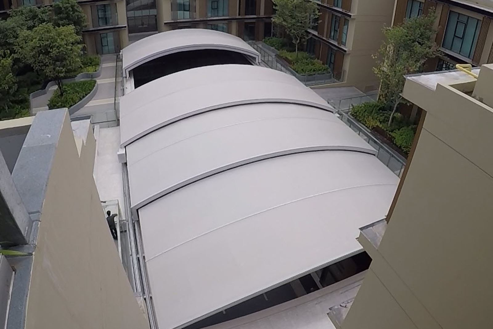 mái che giếng trời